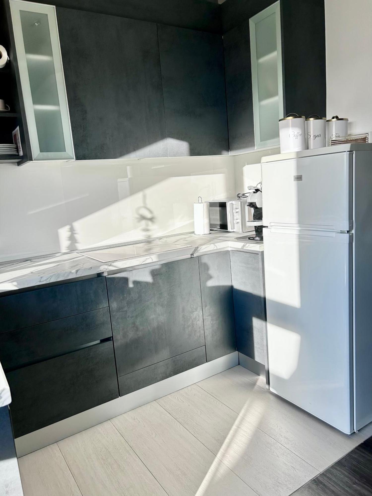 Astarea - Luxe Penthouse In Nature - Jacuzzi - Free Private Parking - Terrace & Balcony - Peace زغرب المظهر الخارجي الصورة